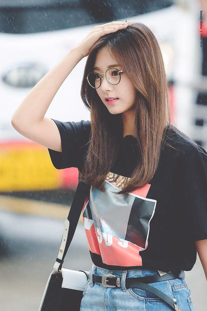 4ab901f3847980d876a6d834d1c1ee28.jpg