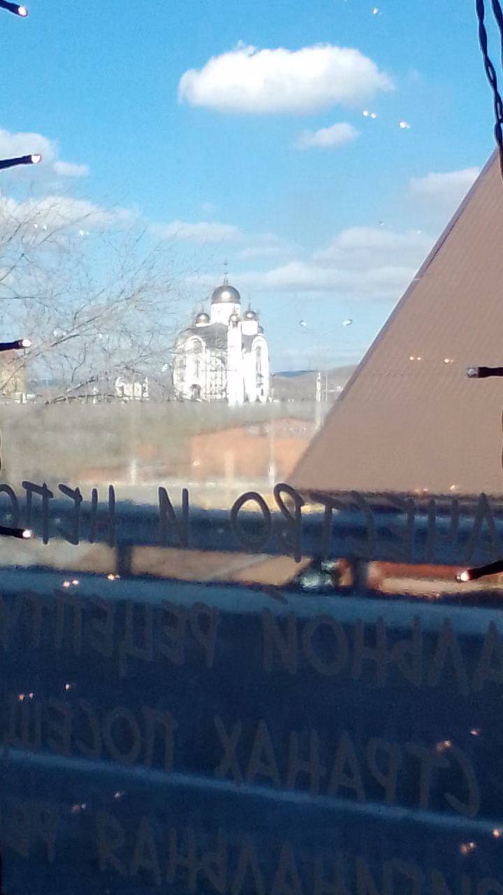 4b871e04616e28c50f683b43159f47bd.avif