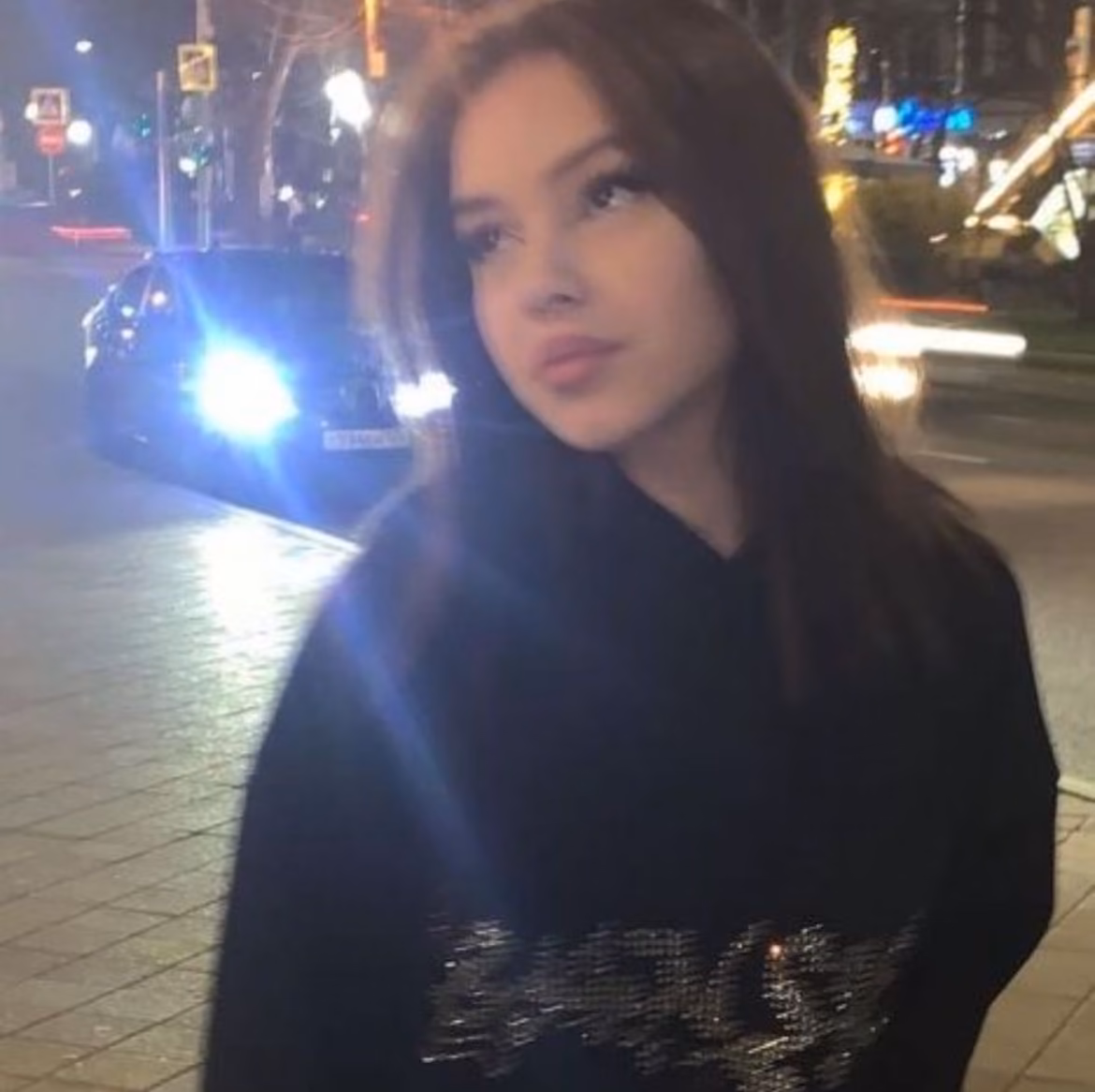 4c03e01b7b5b5b70cd6a2ea518f600ff.jpg