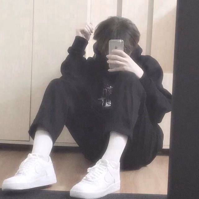 52ae4d5435dd40565c39b42ef52c1139.jpg