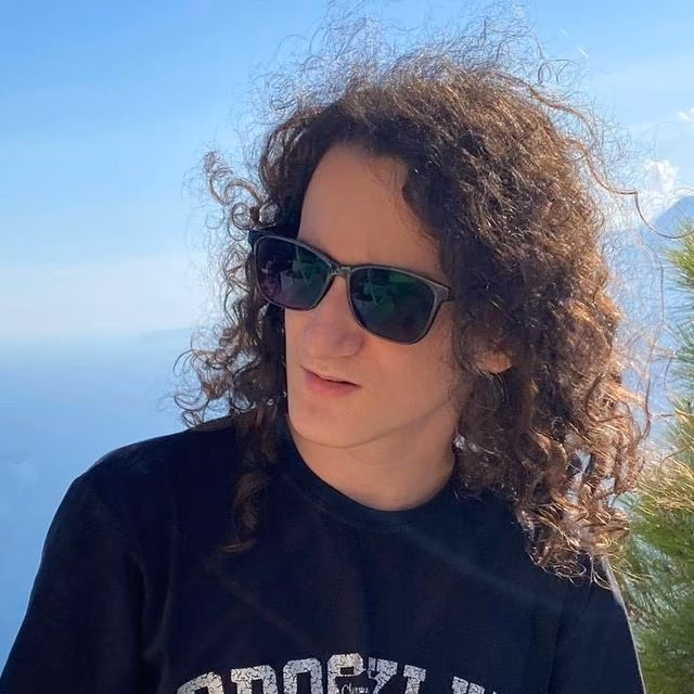 54f8bb68b96a01002d4fcf18890d517b.jpg