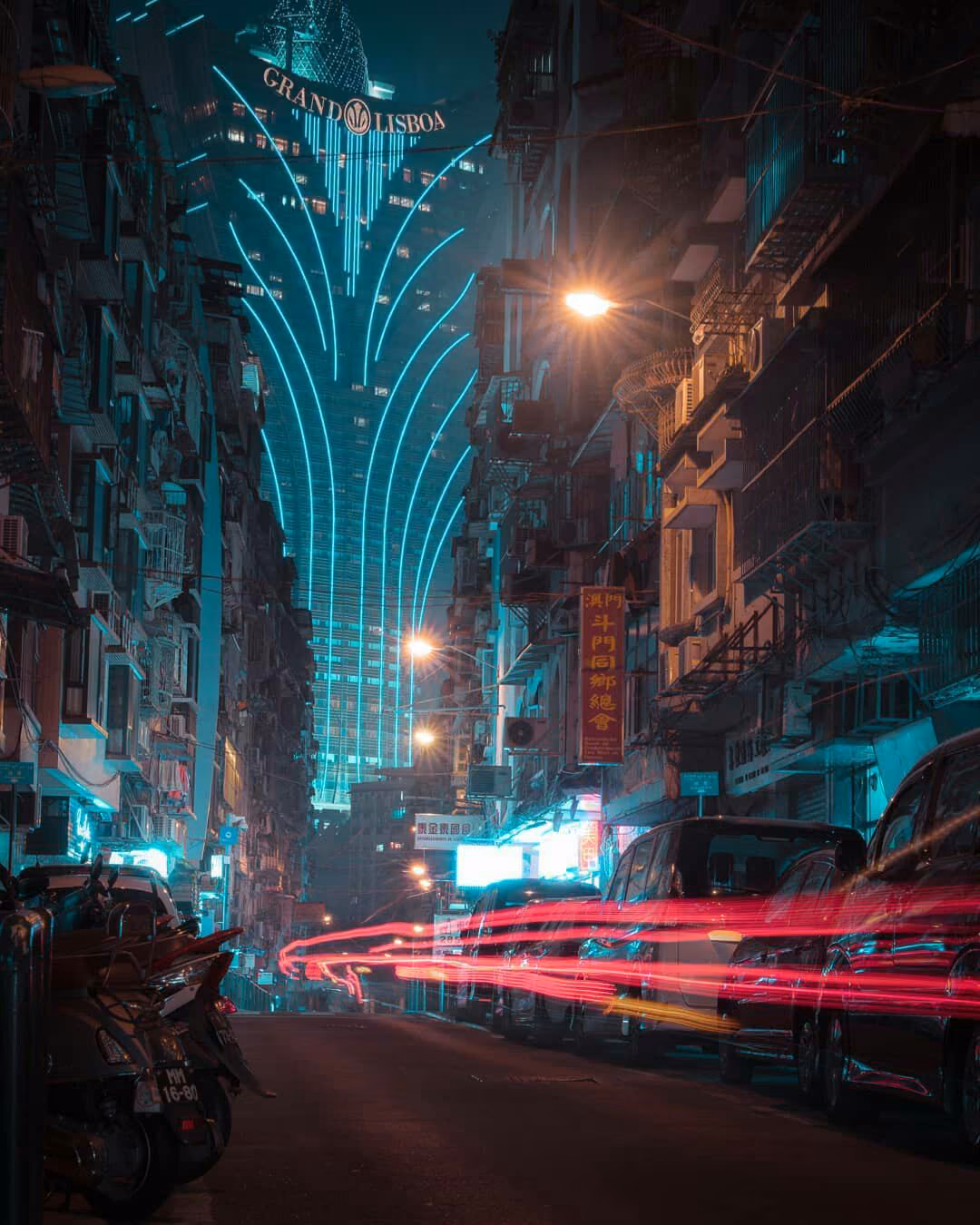 5dffdce4dbc7cfec74f7a7fc0712af79.avif