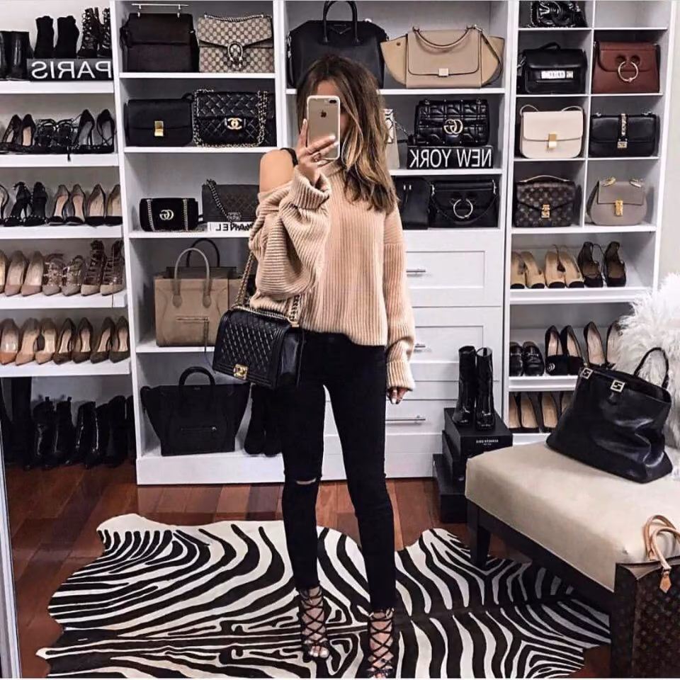 5e33bff7948c9c19ef9e816589ab87f2.jpg