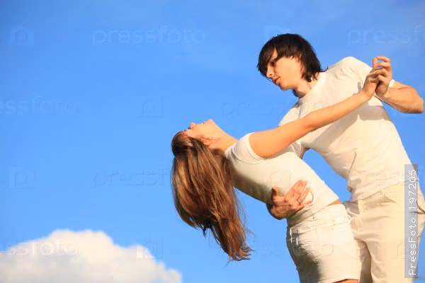684e7aae2b62daa0237931bf423dd5e5.avif
