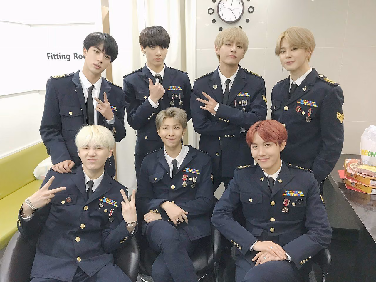 69885f789989424891607bc8b9e93a39.jpg
