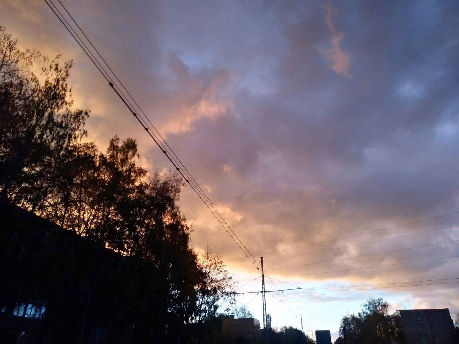 69e9f0c06551b340fd1d1589abd98fb7.jpg