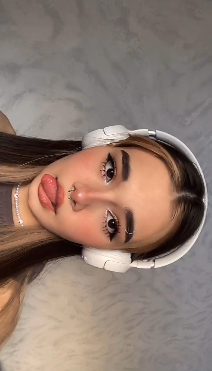 ad6e436245ac2fcdd488d42231dd68b3.jpg