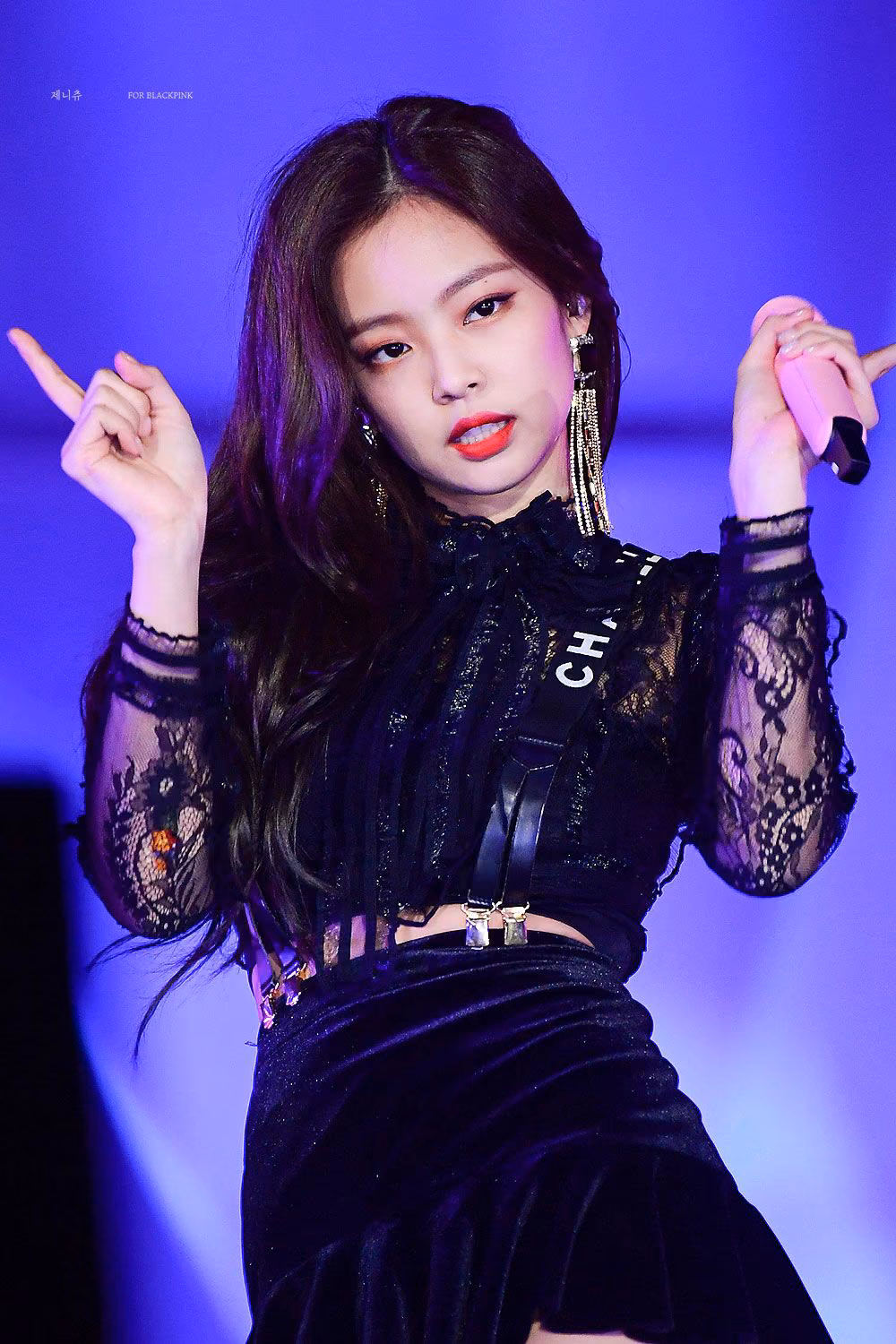 6c05f4b9f9f79846a2b68f80a853dfc9.jpg