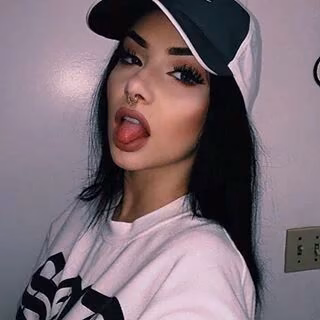 6c7ea92772370d8b2e2e9964815eeb69.jpg