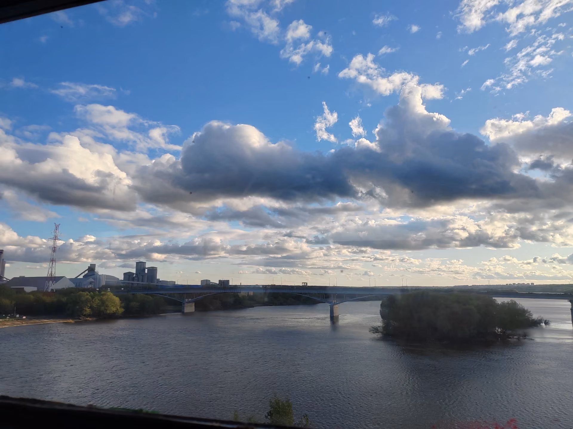 6d09269fc1cd61d1b5ea1857f614813b.jpg
