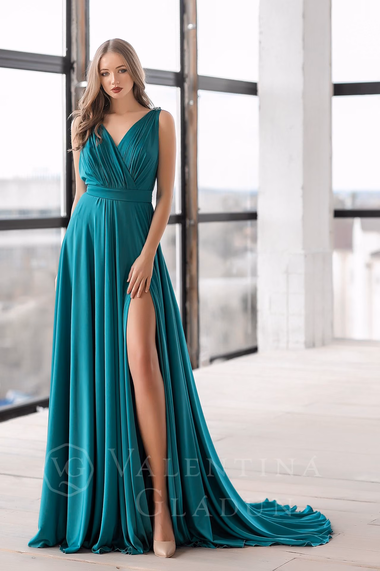 6d800a71e5989180fefad270af25fb49.avif
