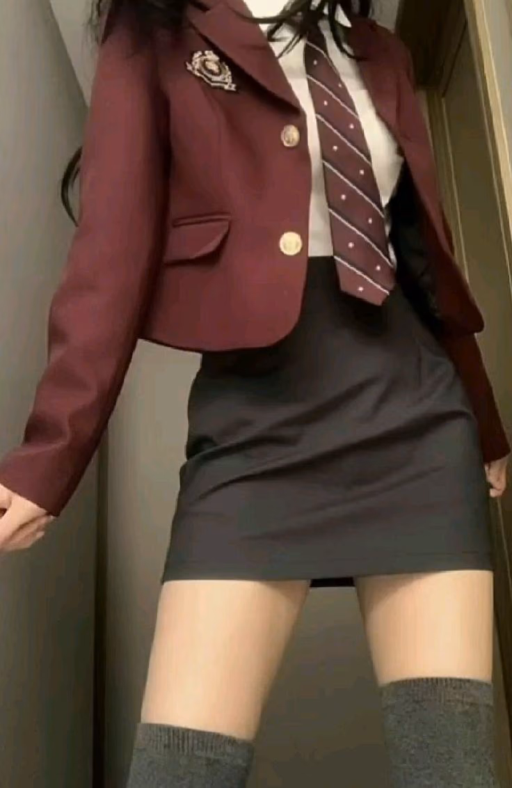 6fa2a9c224d4ae8d7c4ea1d3e85901bc.jpg