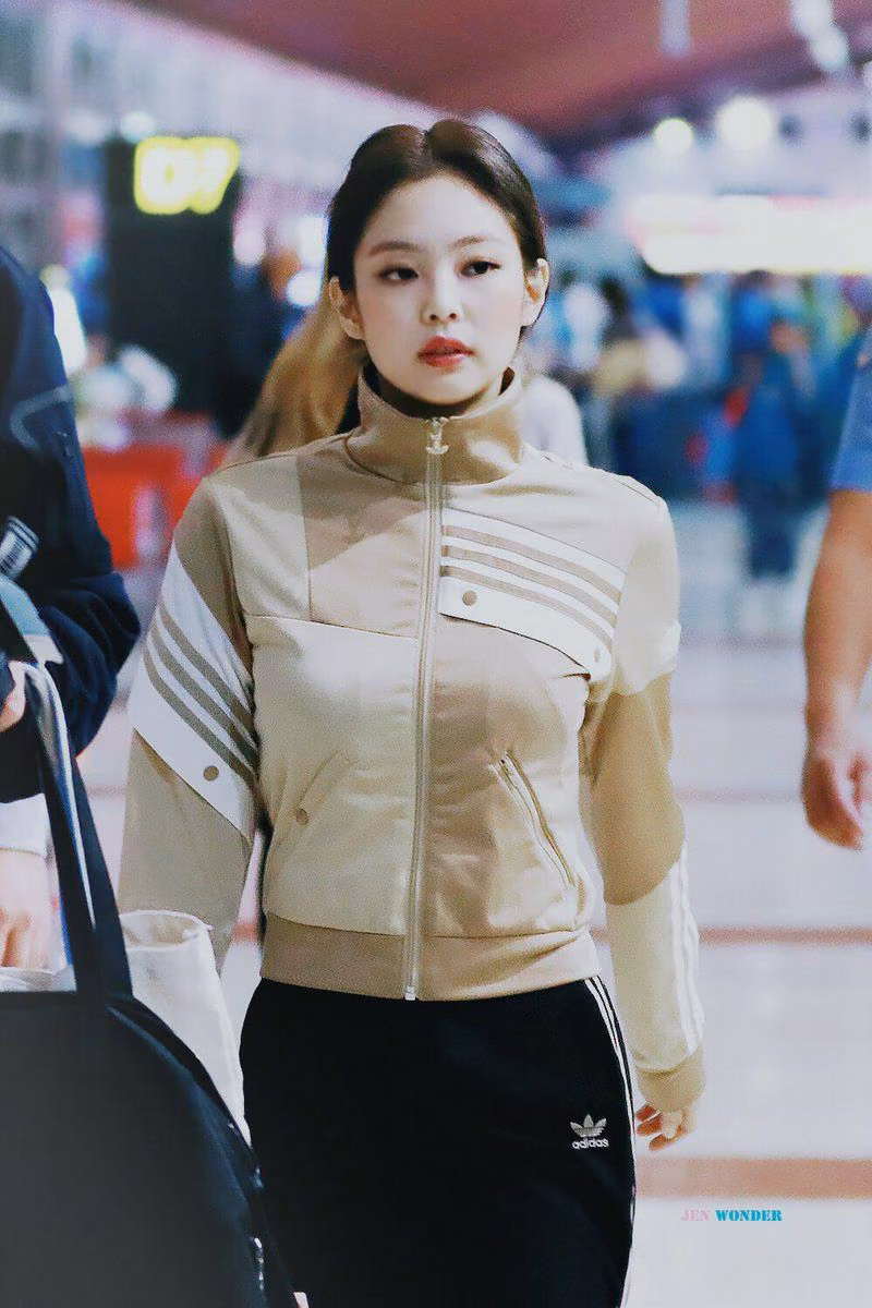 707e697ecbad5f601ef7bc343ca3229b.jpg