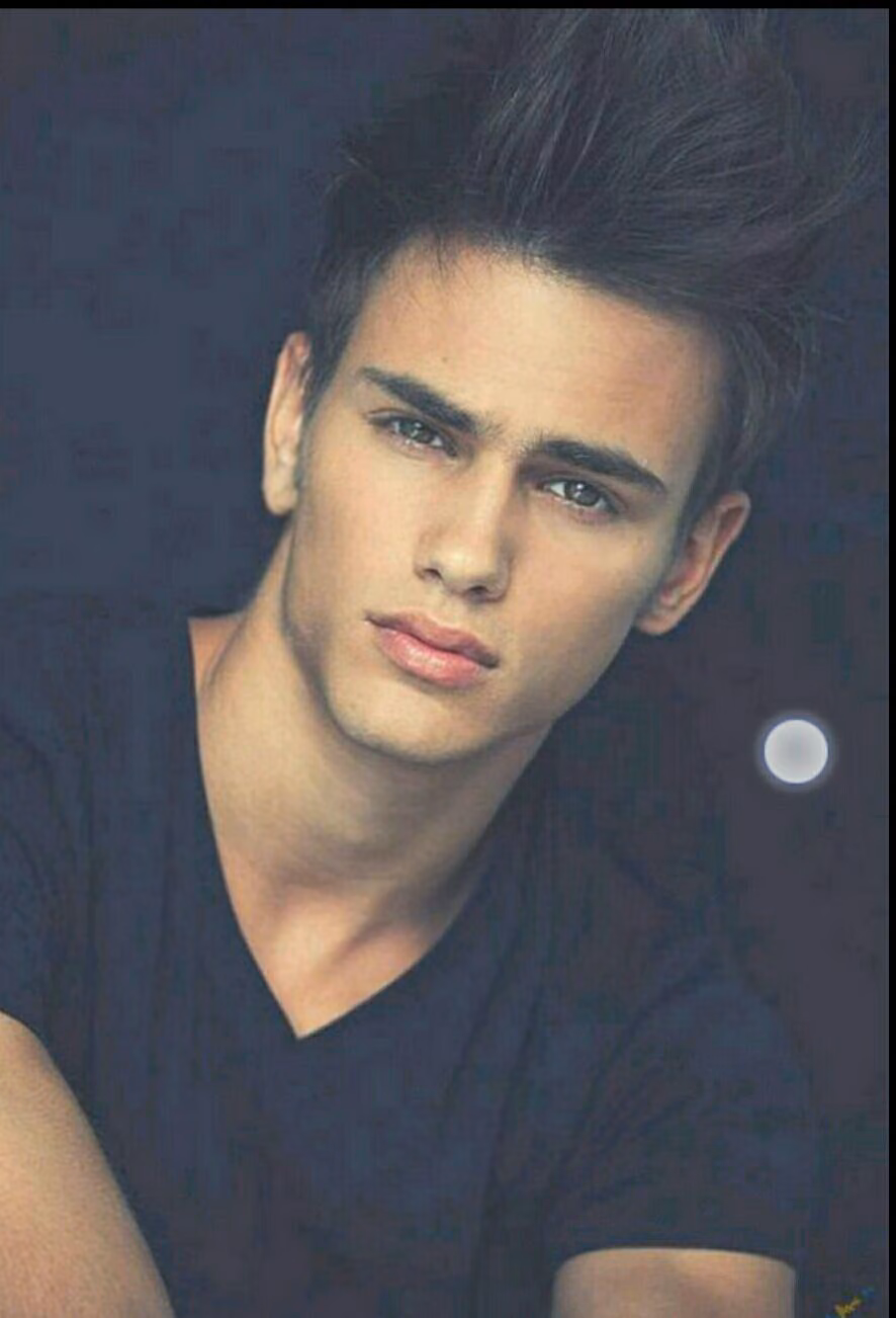 71342c5b3fe174f020d943fc1195135a.avif