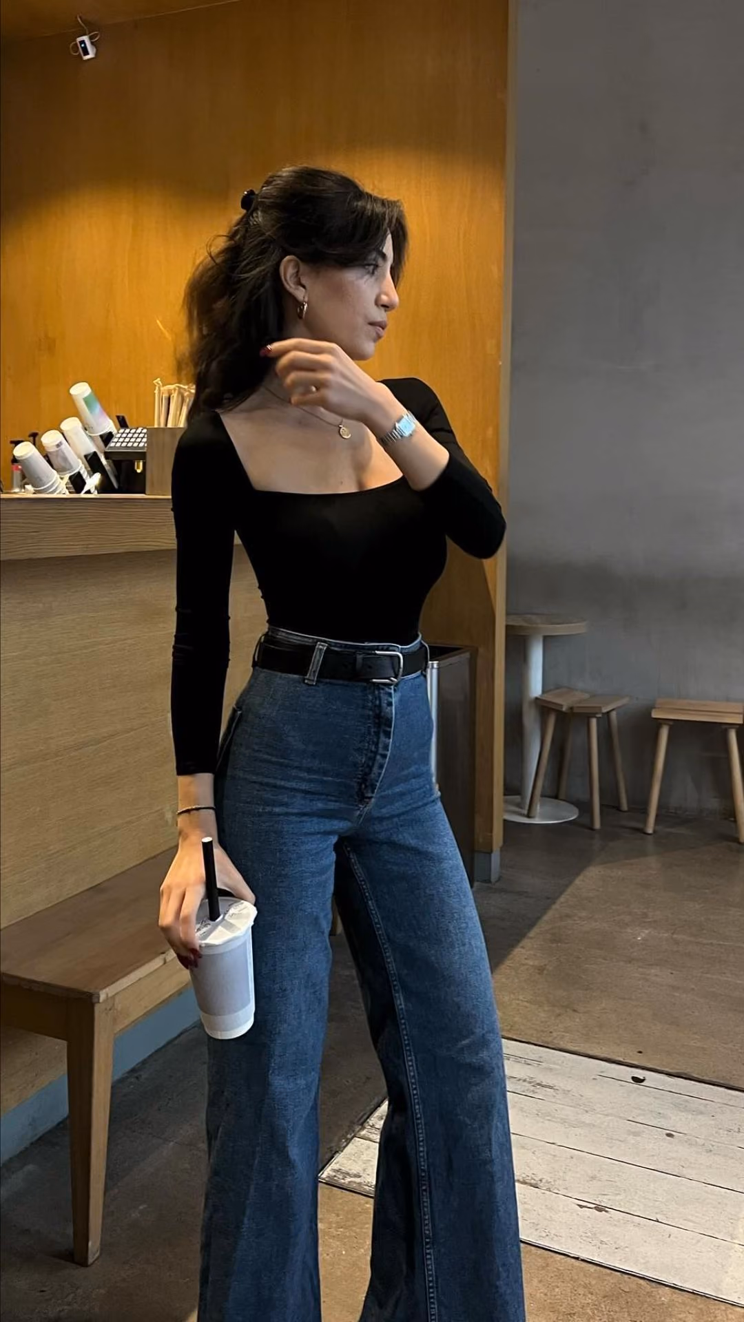 74e794ac5425e317aeaca2ab7c147b7d.jpg