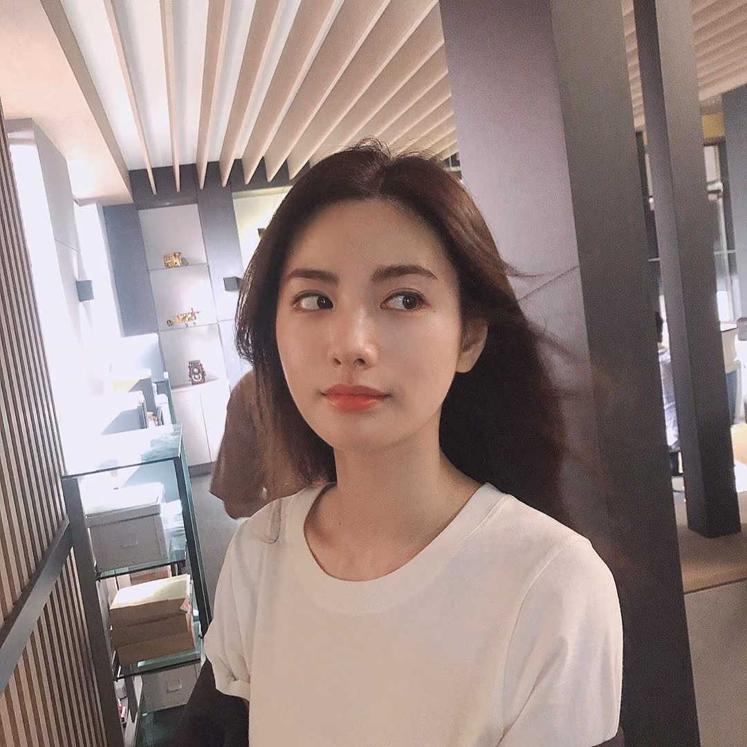 7be5b2857fa59f7cc3b1b35f9260a912.jpg