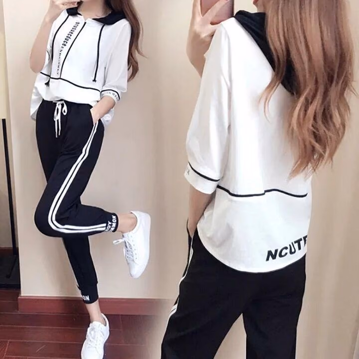 7c7592c7d79f8bffb17ddbf6d7f26dec.avif