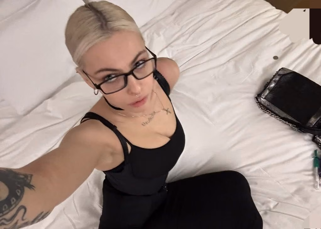 7dc2c4fbb782a11fa8d0d6b56d947cea.jpg