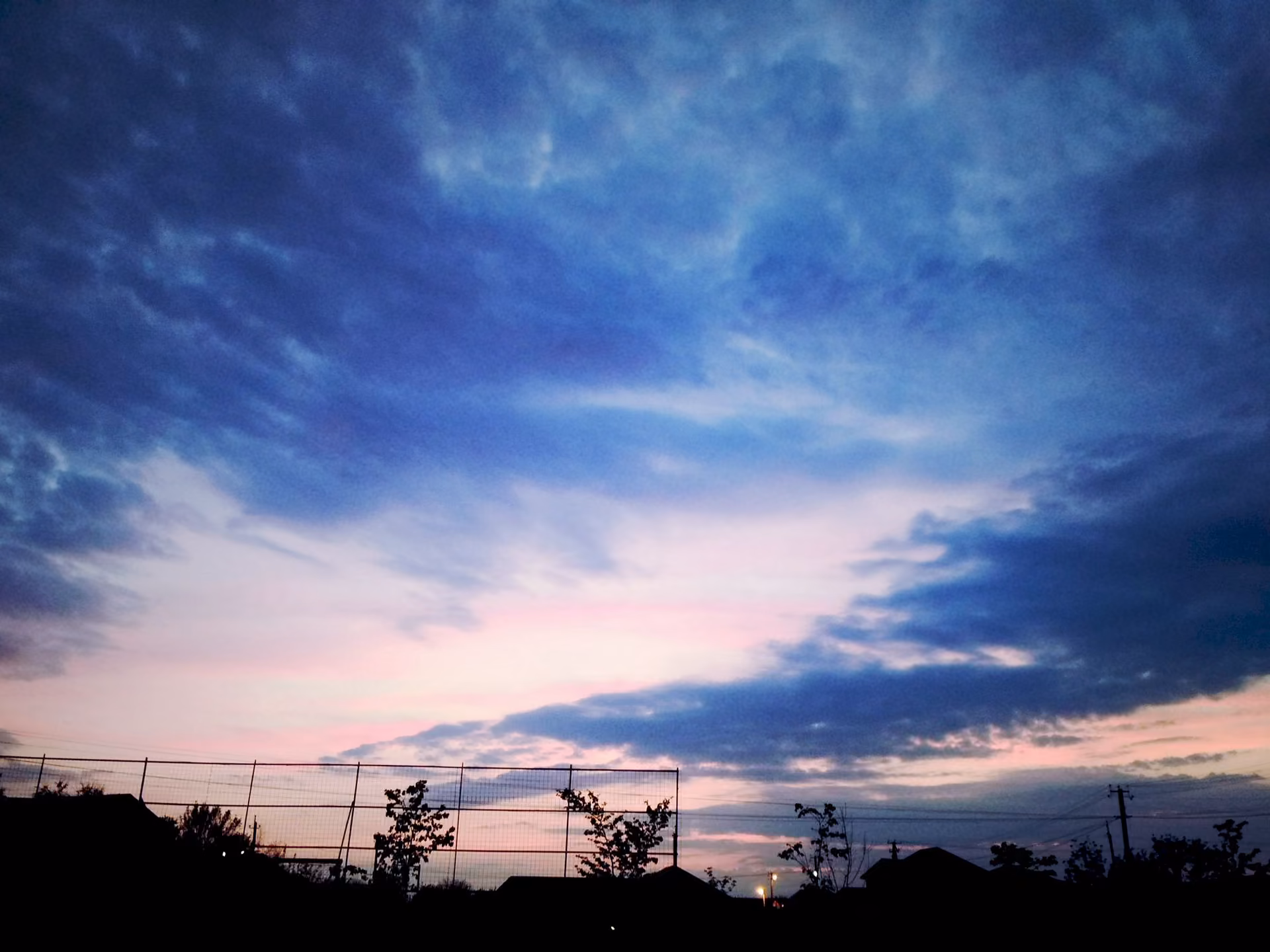 634889a567d1bf2350ff35d7592ec59d.jpg