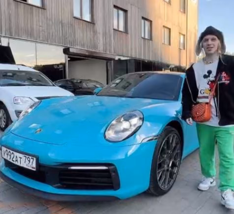 881b4f38e7091a293aa858e8675ec83f.jpg