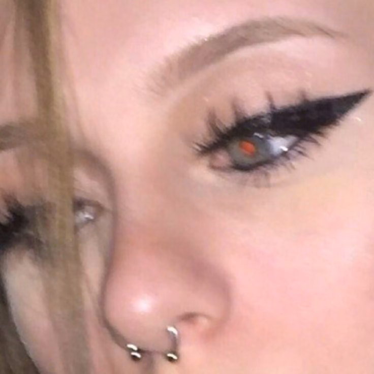 8900bf6ff2f2e54f9276494174790105.jpg