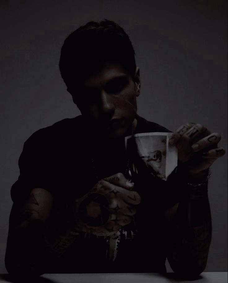 89029badb51f6fcee179f9e563060453.jpg