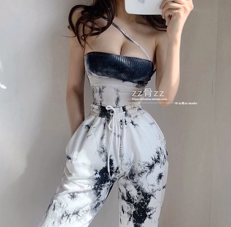 8c5de2b83d3b7e20df5e873af80b7aca.jpg