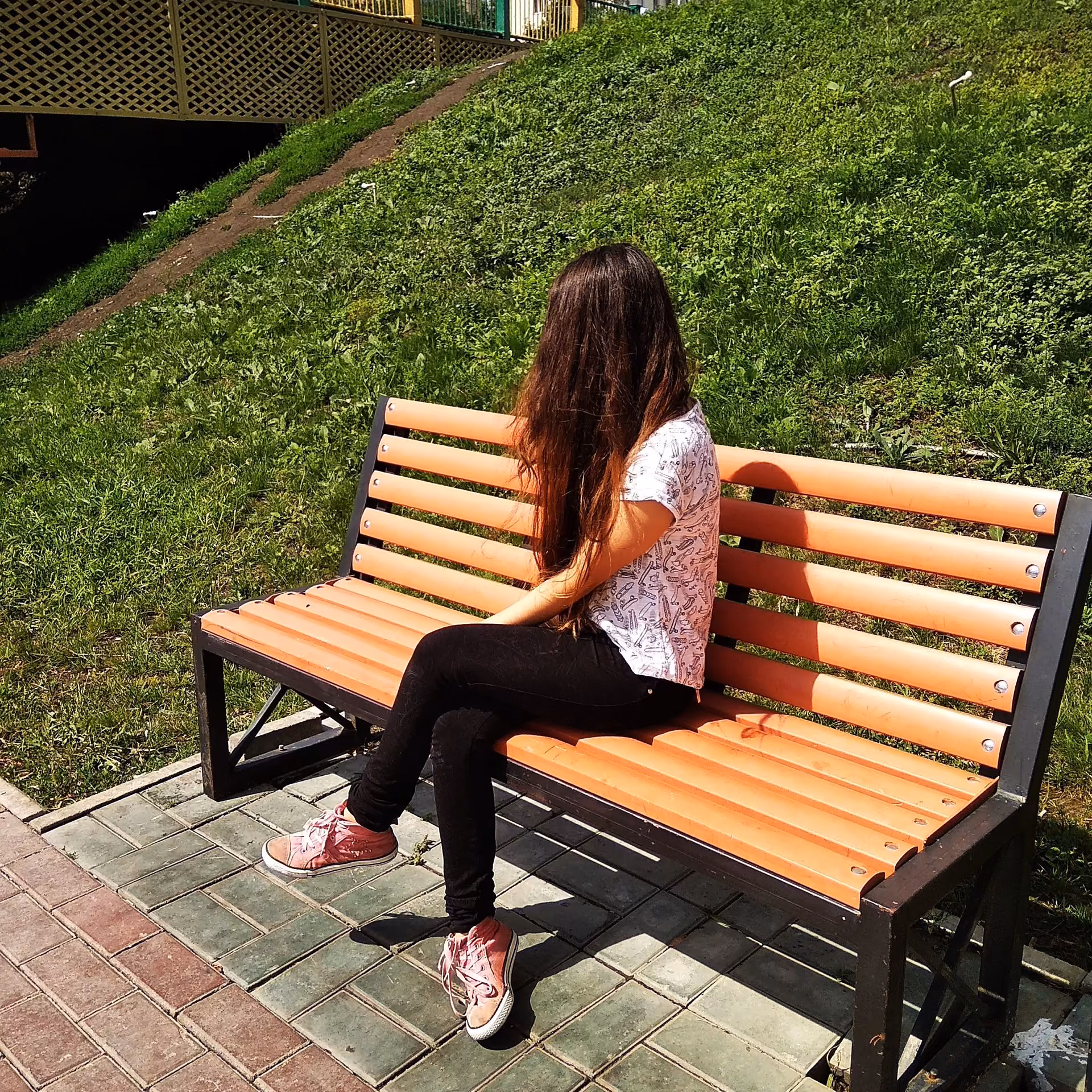 974de95c89a31da6f5a903226cf8ead9.jpg