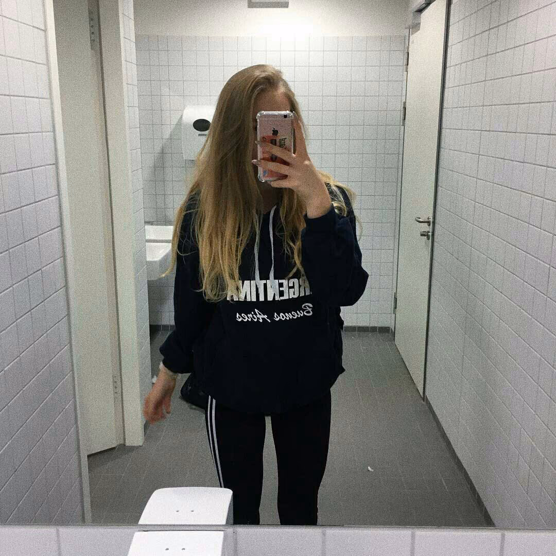 8dd0f4bdff7f406affb917f2066fe2de.avif