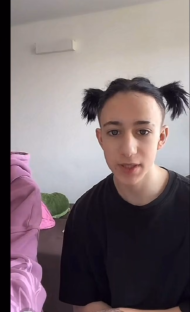 8e4281e9d58d0154efbd63b52eacd946.jpg