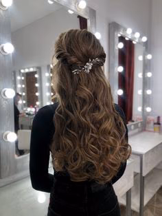 8e6ccf83524ef6d12a3fd1272160fae7.jpg