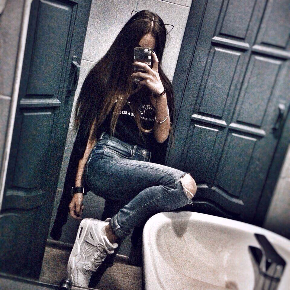 8ee1e14f165a38f33ad9707a3ecc5b81.jpg