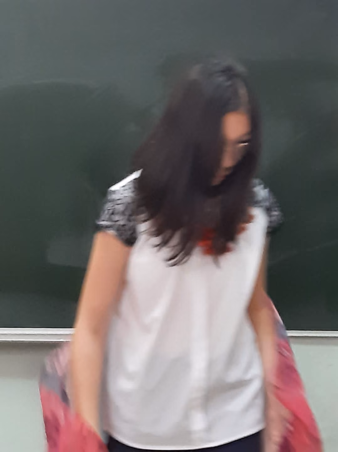 93a14955a7fd340a61691eb1273bcfd3.avif
