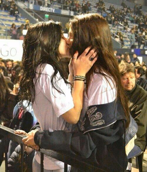 9bcdcaee0c0c099731f7b6bad5de7821.jpg