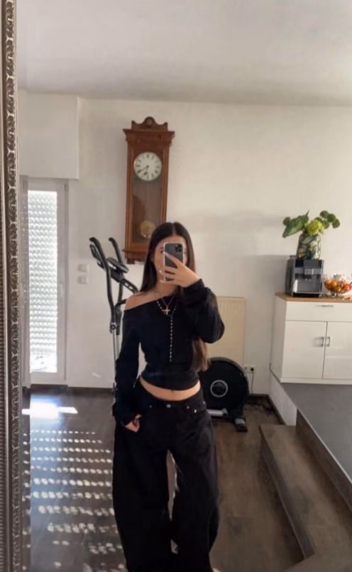 9c7c53576d4c5754b474e060bc0aee67.jpg
