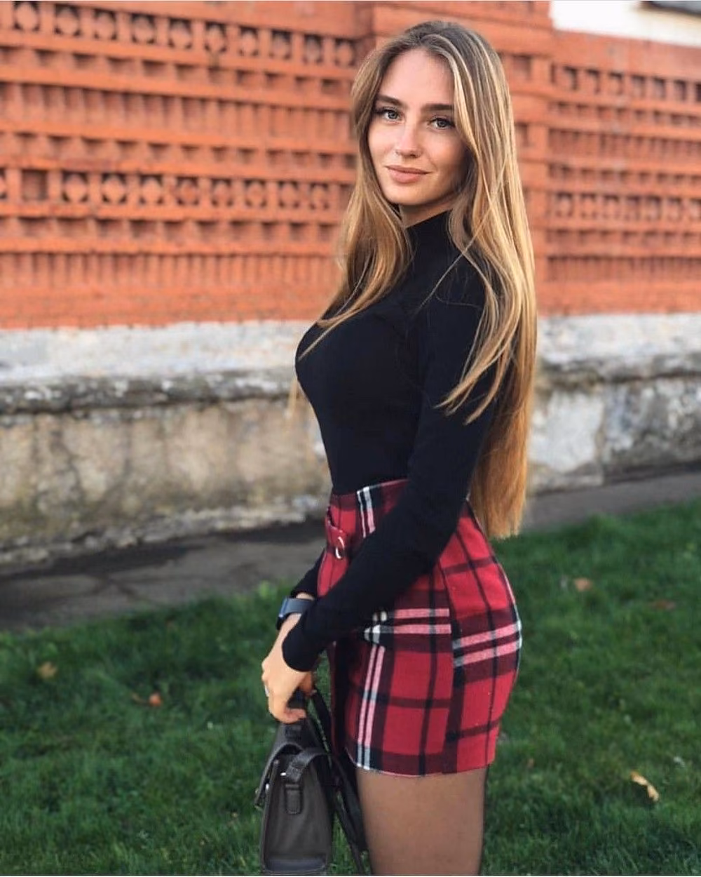 a1434bb2153e58ccb0f6faf4c4bd5072.avif