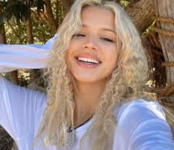 a4d3549be403f49d6b049b26783b9ae9.avif