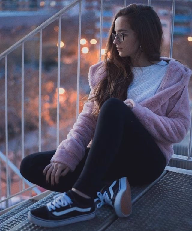 a4d37861e463f0f9a4e0858decf48ff1.jpg