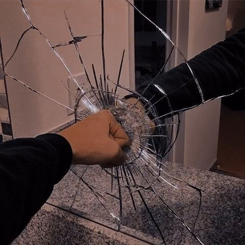 a4f22a1e1bdb7de86c06da81870dff40.jpg