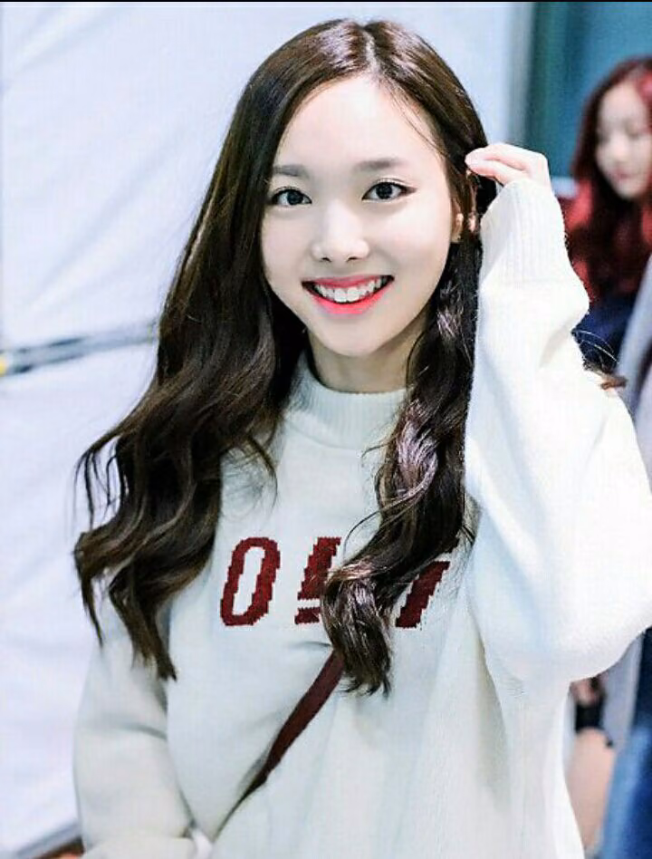 a881e821f87437f34b6f01e4d18aaa10.avif