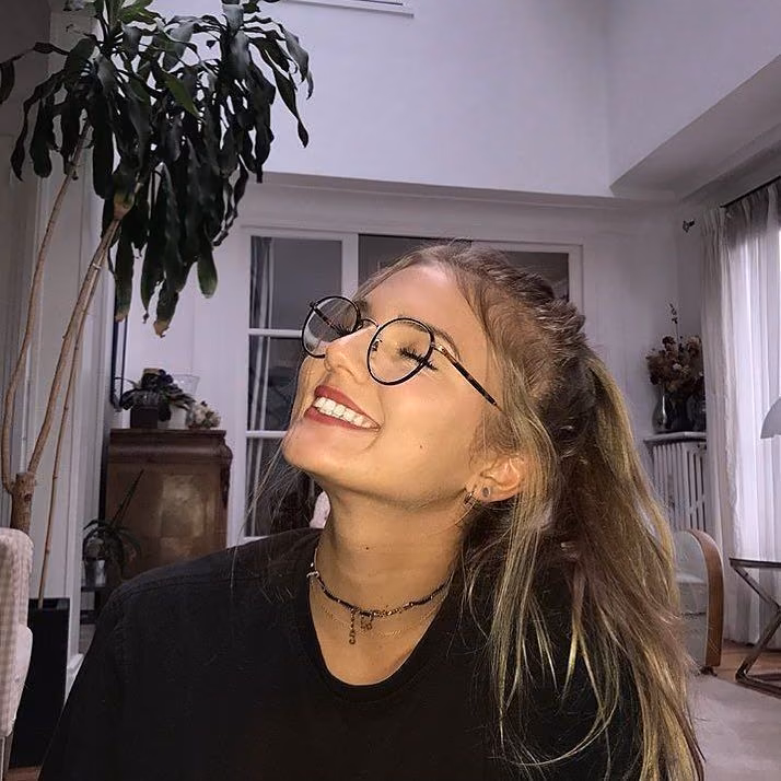 a8d94c9cc23275f88b62ebc1cff5c2d6.jpg