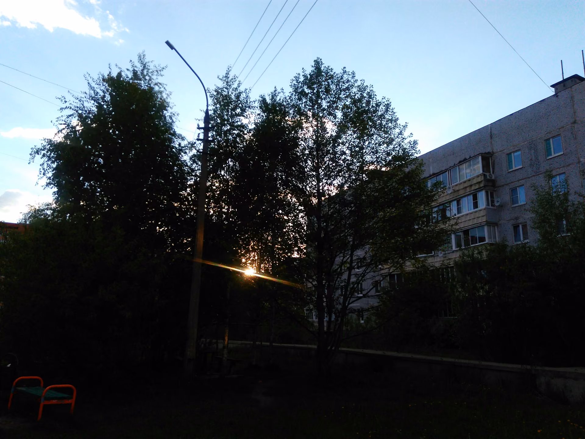 a8f5582517d0fc285eea2b4d3440a810.avif