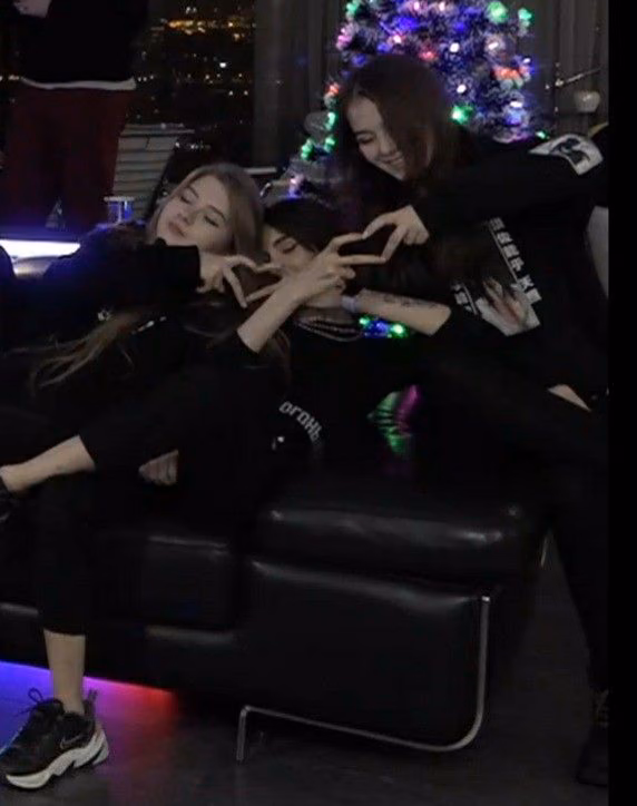 a9121d37a8c2710112b41863ca5caace.jpg