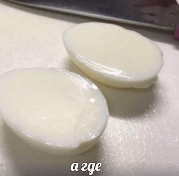 aefbb2733210b1c9f2e5a66f9a21442e.avif