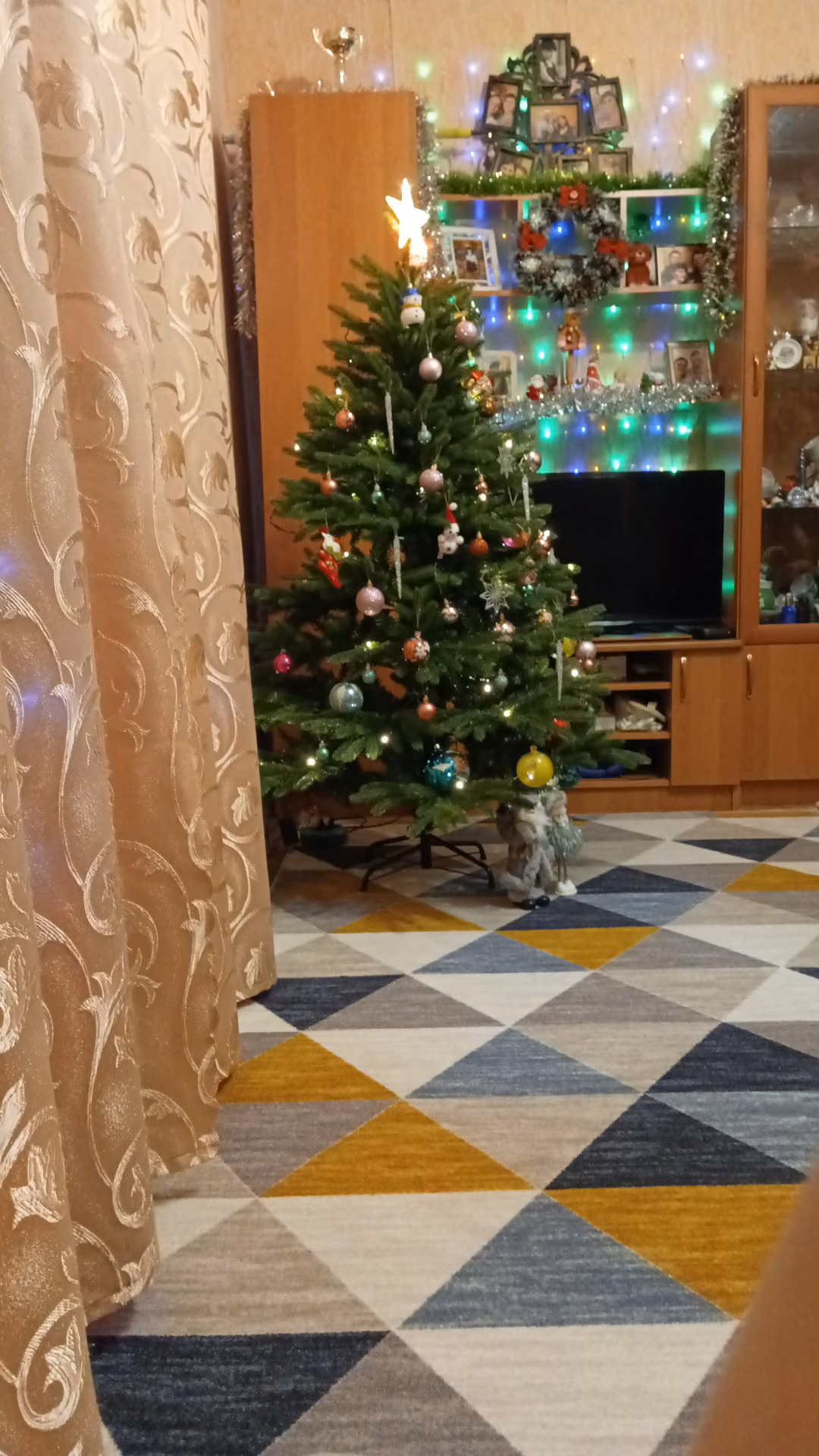 b086e9ed06d5b2098142d0566a581bf8.jpg
