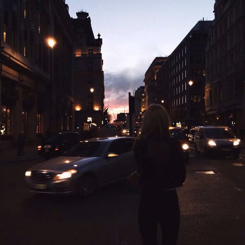 b2a1e6b581e42d3f63d48054189f27e7.jpg