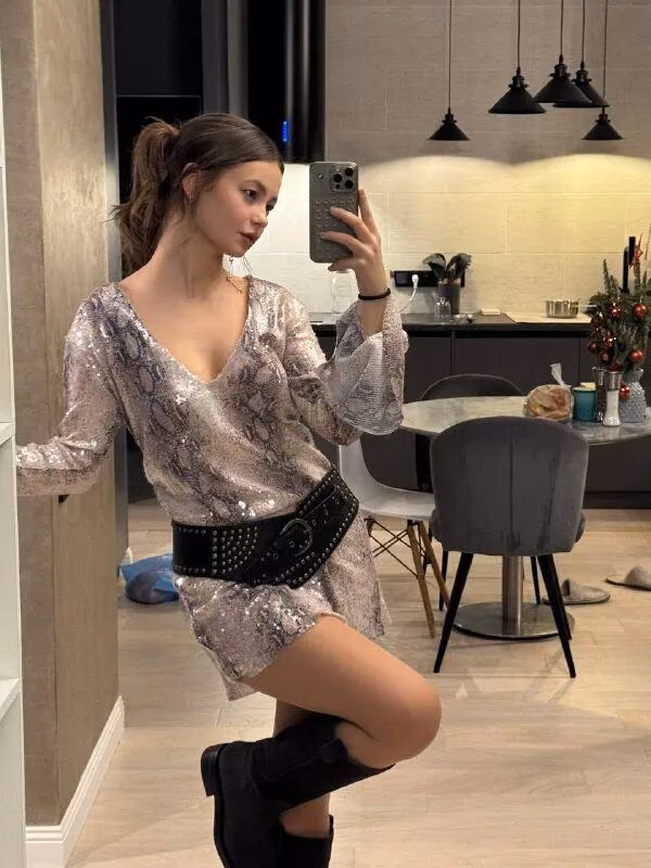 b30647d1832aa1884bbaee1a3c29dbb9.jpg