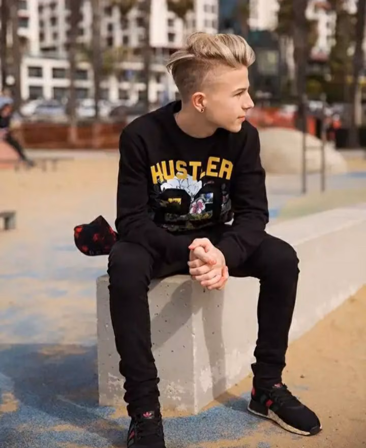 b6856e91a3409059992af5027273e482.jpg