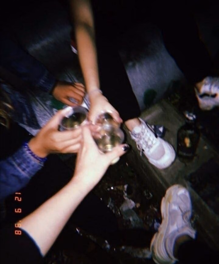 b6aeb6e26f7b7bebec701069820b76d8.jpg
