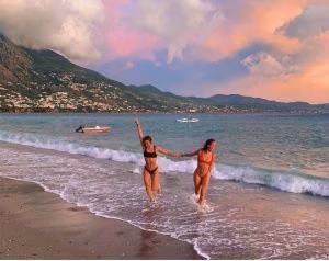 b726be29bb6c19d771cd6541e365a3b1.jpg